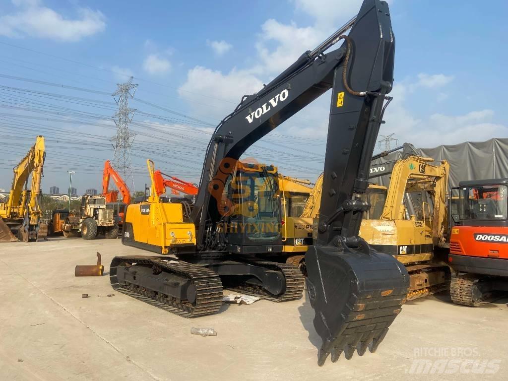 Volvo EC 140 Гусеничні екскаватори