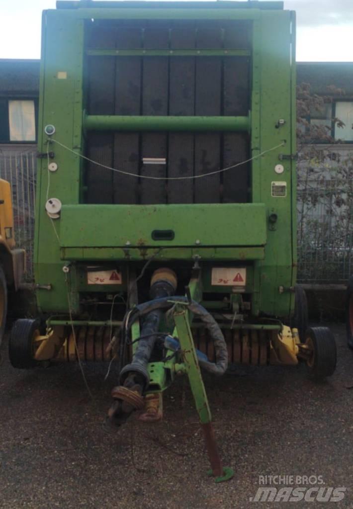 John Deere 550 Рулонні прес-підбирачі