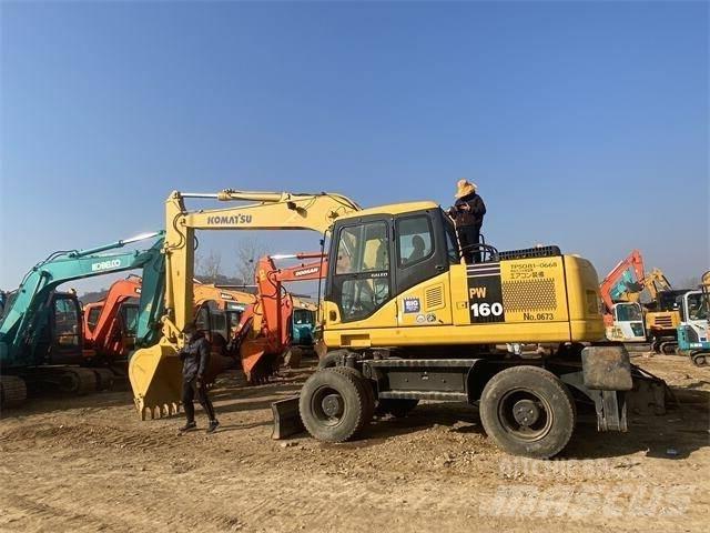 Komatsu PW160 Гусеничні екскаватори