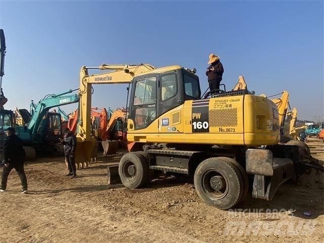 Komatsu PW160 Гусеничні екскаватори