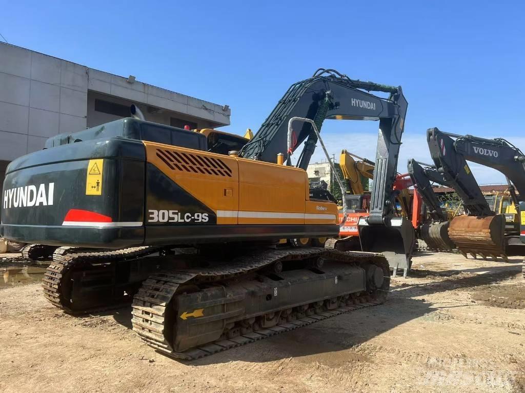Hyundai Robex 305 LC Гусеничні екскаватори