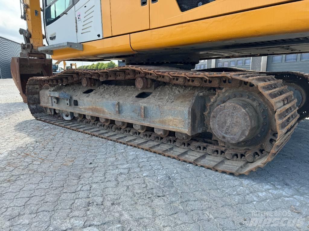 Liebherr R946 LC Гусеничні екскаватори