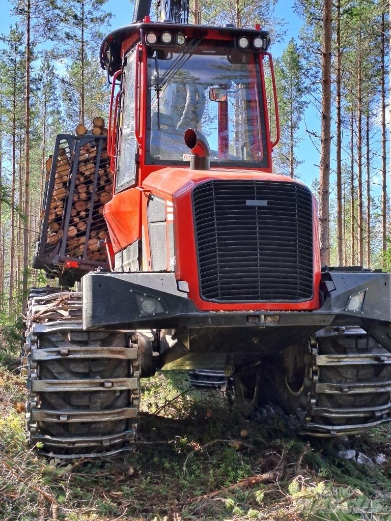 Komatsu 845 Форвардери
