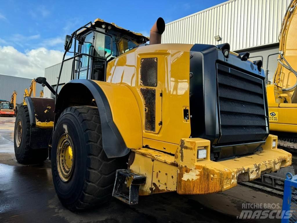 CAT 980M Фронтальні навантажувачі