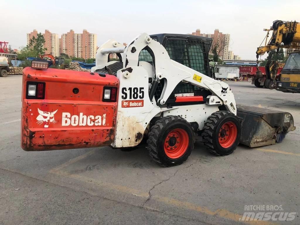 Bobcat S185 Міні-навантажувачі