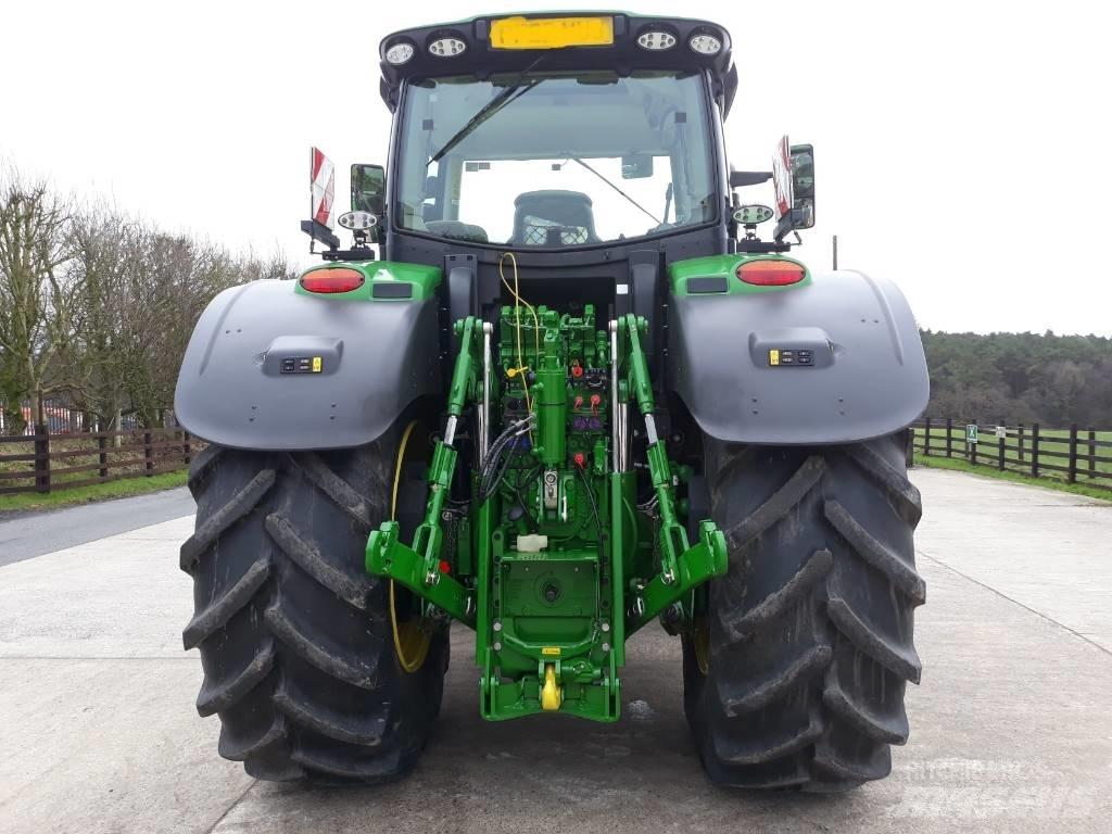 John Deere 6250 R Трактори