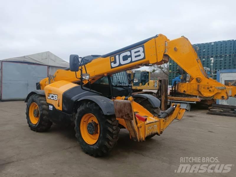 JCB 535-140 Телескопічні навантажувачі