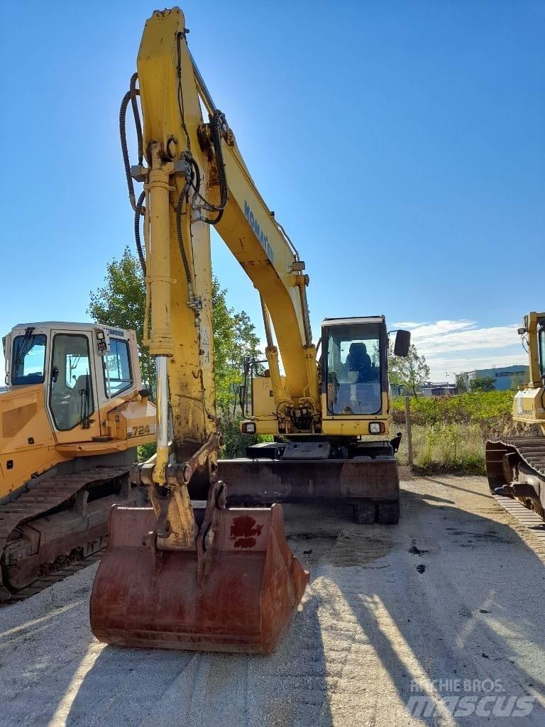 Komatsu PW200-7 Колісні екскаватори