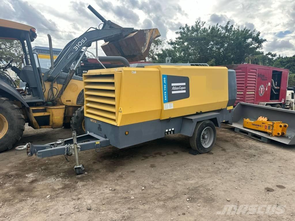Atlas Copco 750CFM Дизельні генератори