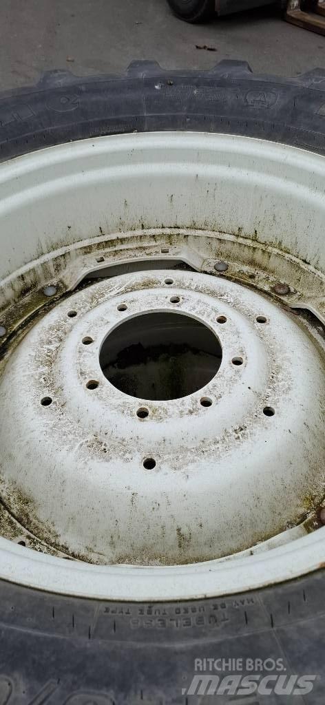 Firestone 540/65R_34 Колеса