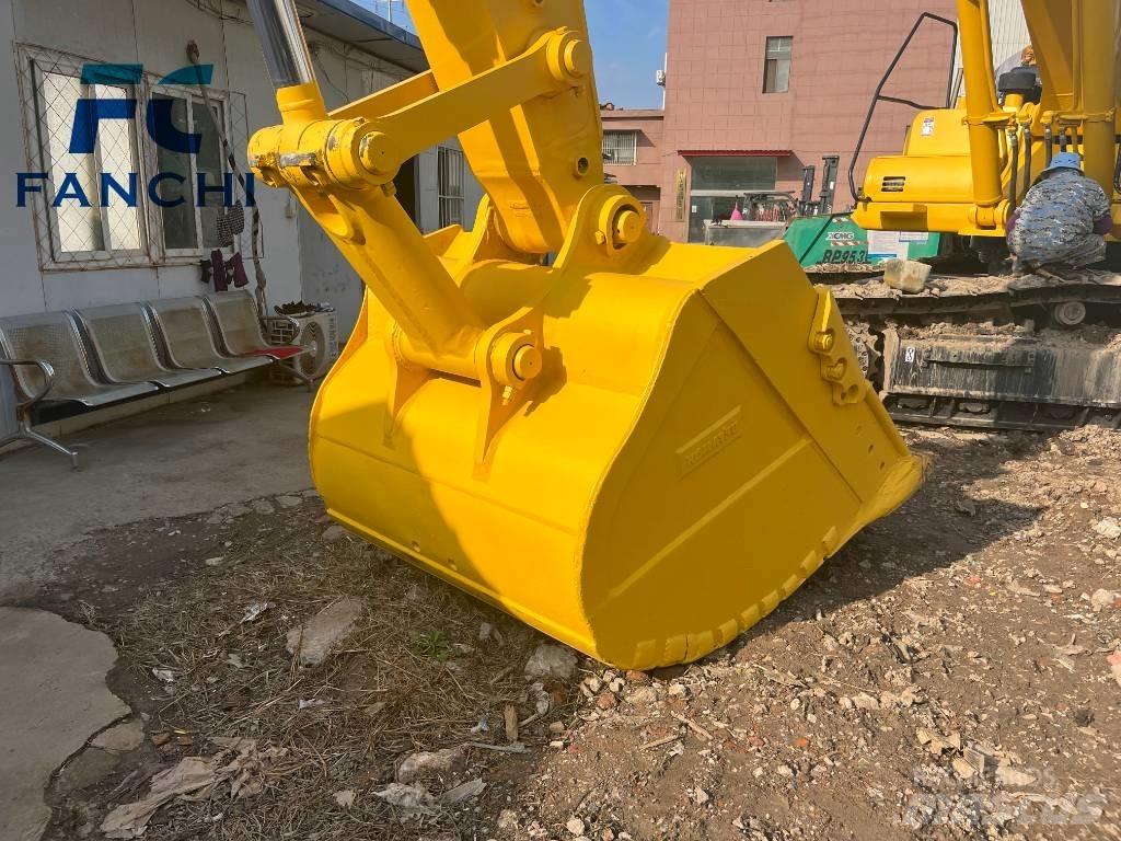 Komatsu PC 450-8 Гусеничні екскаватори