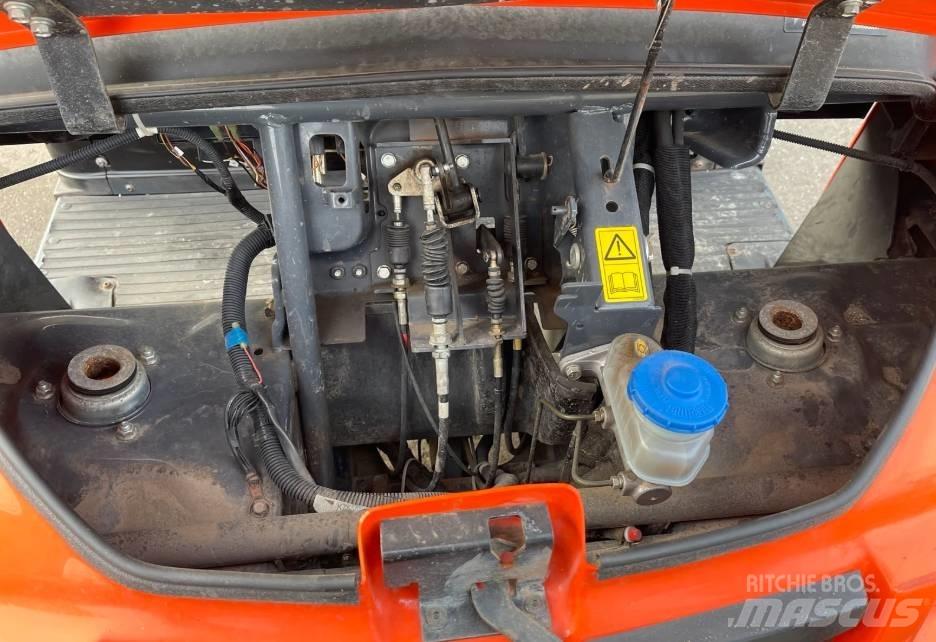 Kubota RTV 900 Підсобні машини