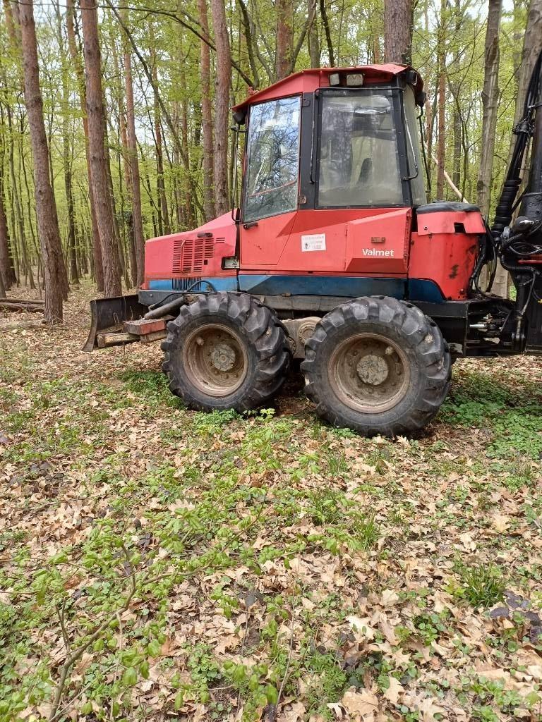Valmet 840.2 Форвардери