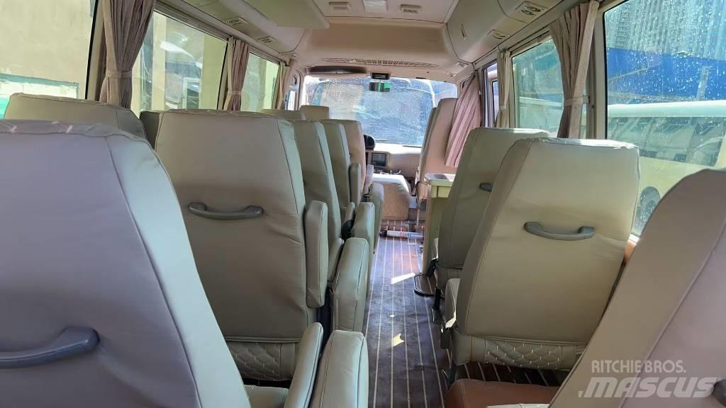 Toyota Coaster Міжміські автобуси