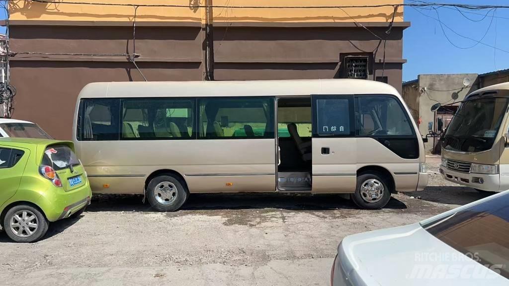 Toyota Coaster Міжміські автобуси
