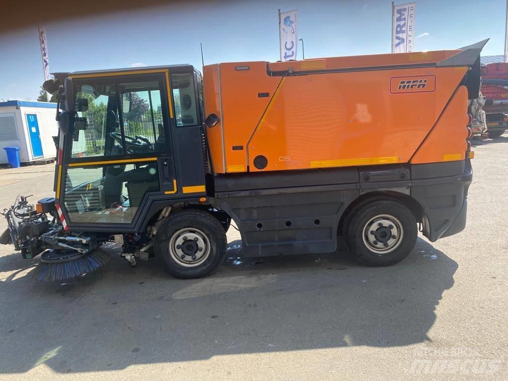Schmidt Swingo 200 Підмітальні машини