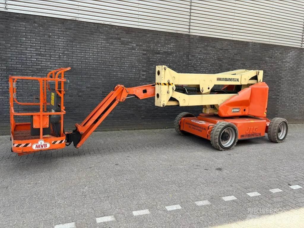 JLG E450AJ Колінчаті підйомники