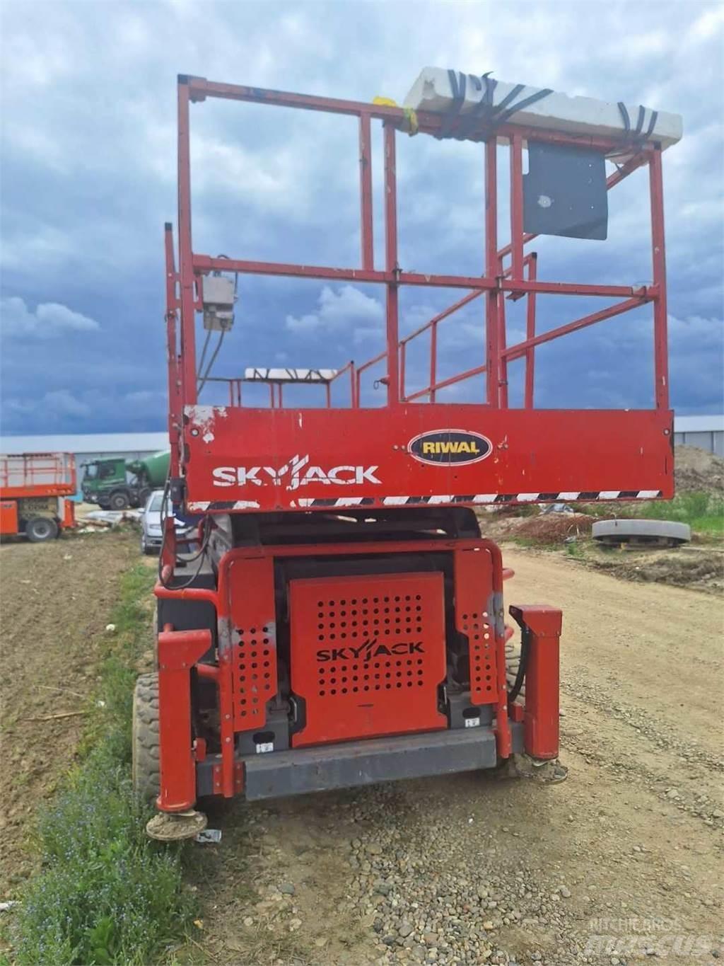 SkyJack 8841RT Підйомники-ножиці