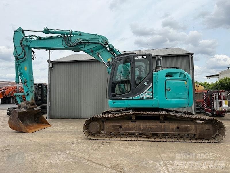Kobelco SK270SRLC-7 Гусеничні екскаватори