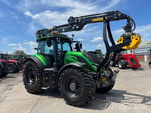 Valtra T235A Трактори