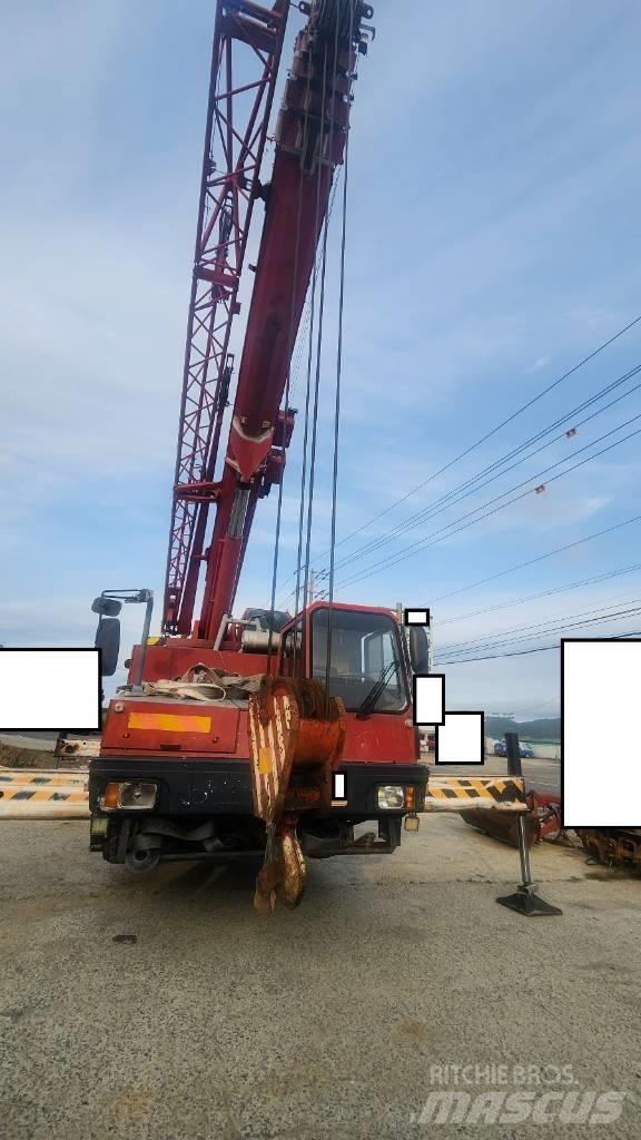 Liebherr LTM 1055-1 автокрани