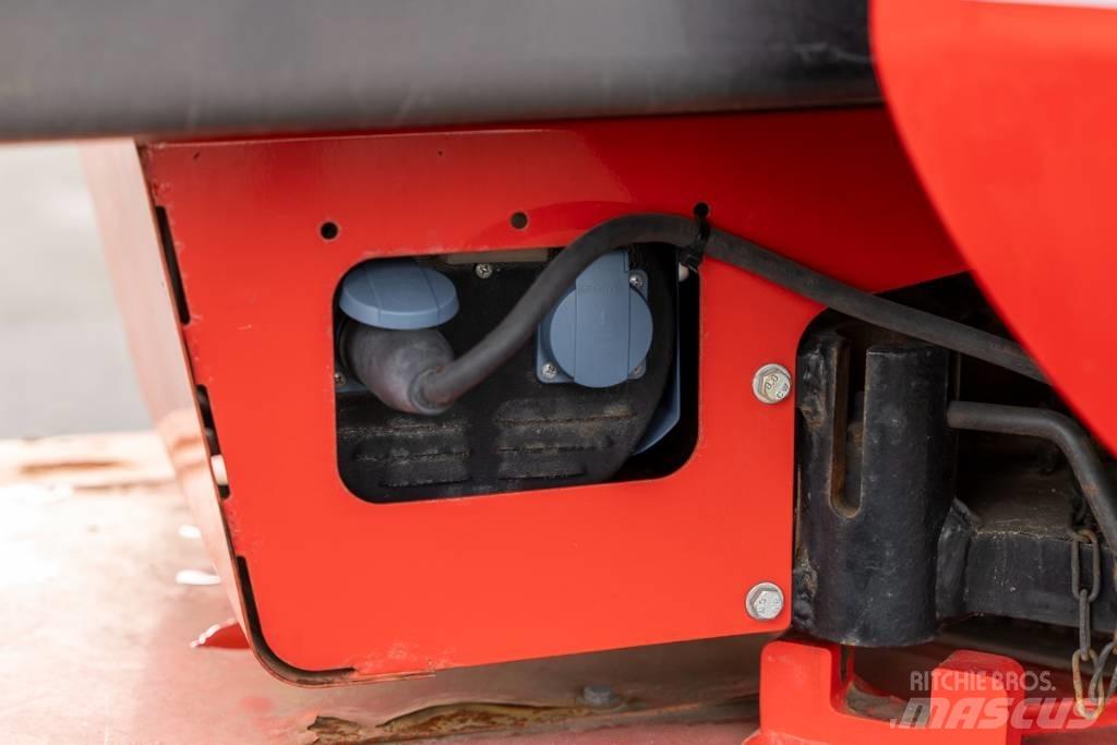 Manitou 180 ATJ Колінчаті підйомники