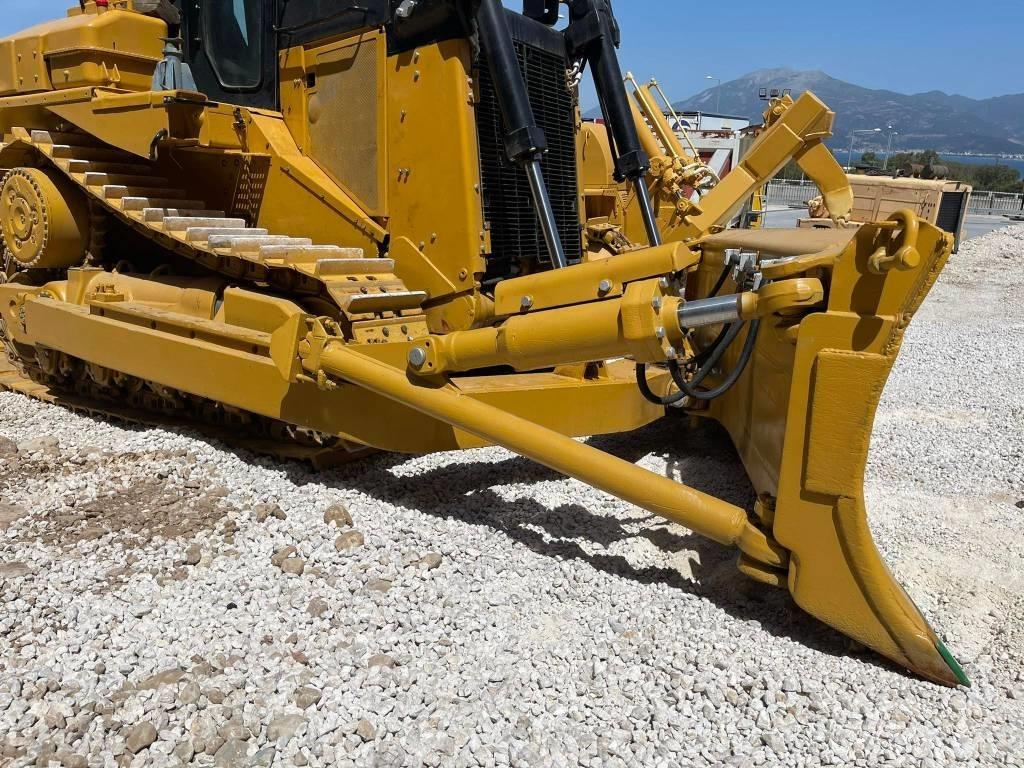 CAT D9N Гусеничні бульдозери