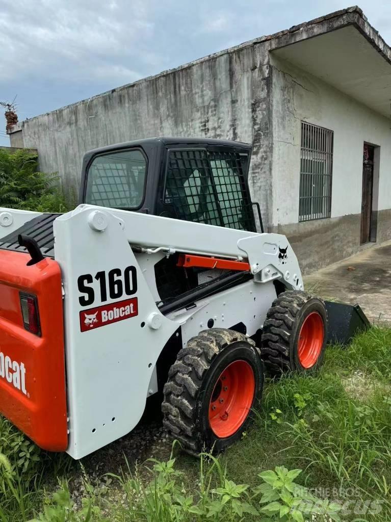 Bobcat S160 Міні-навантажувачі