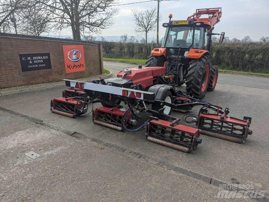 Toro TM7490 Навісні та причіпні косарки