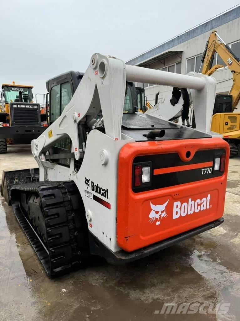 Bobcat T 770 Гусеничні вантажники