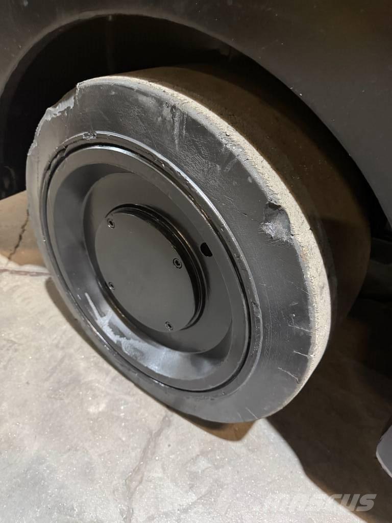 Hoist FKS 15 Інше