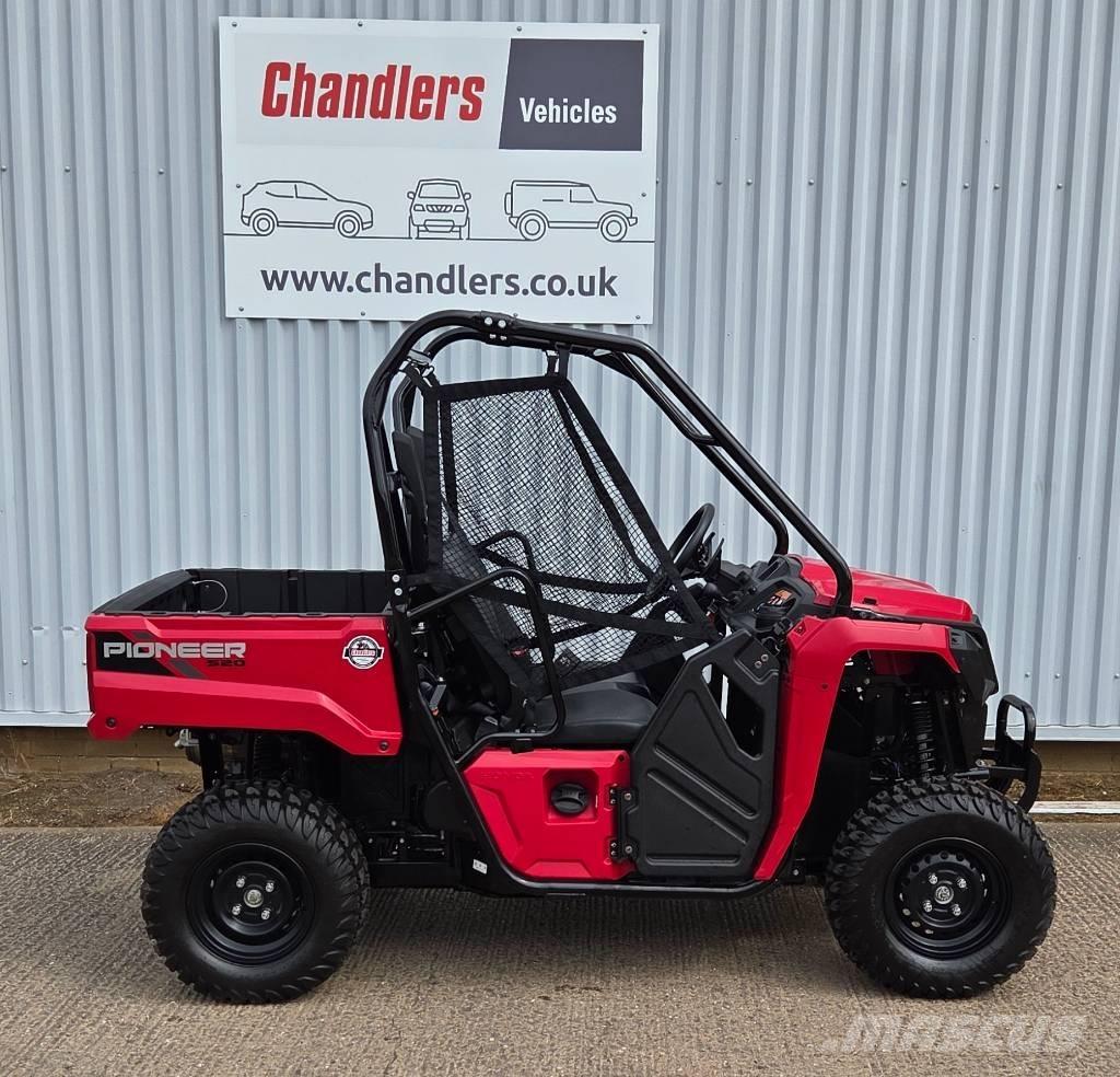Honda Pioneer Підсобні машини