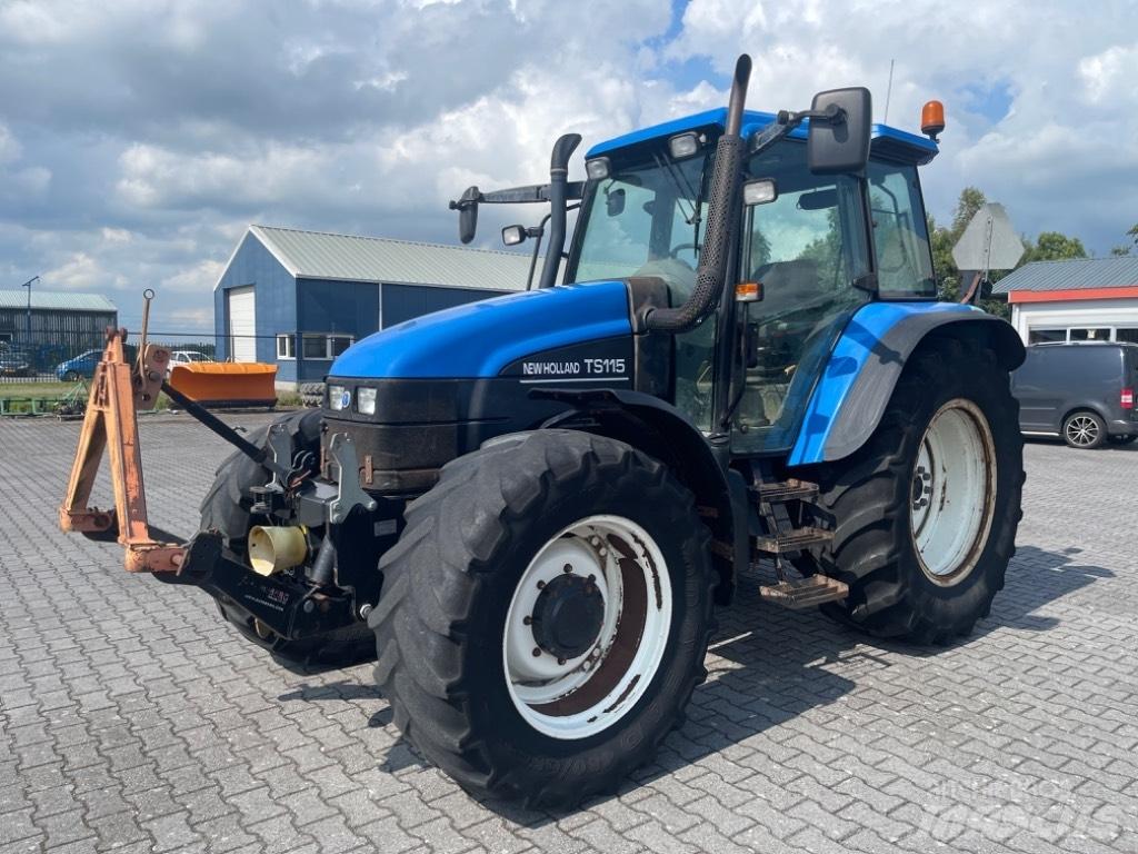 New Holland TS 115 Трактори