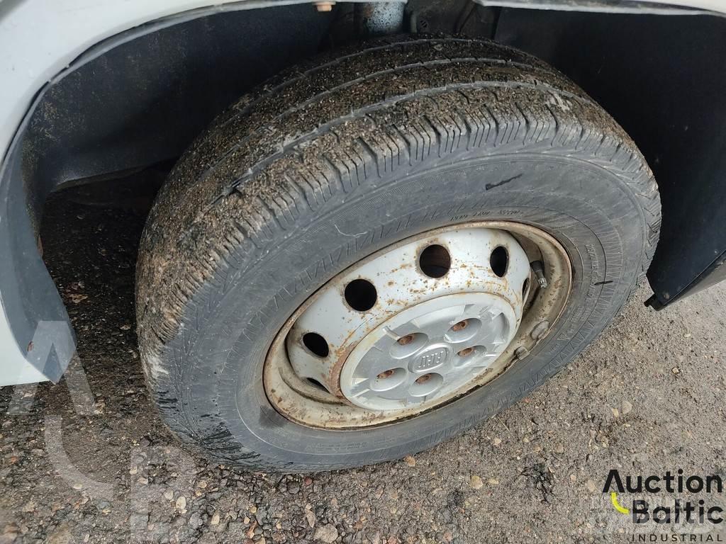 Fiat Ducato Пікапи / Бічне розвантаження