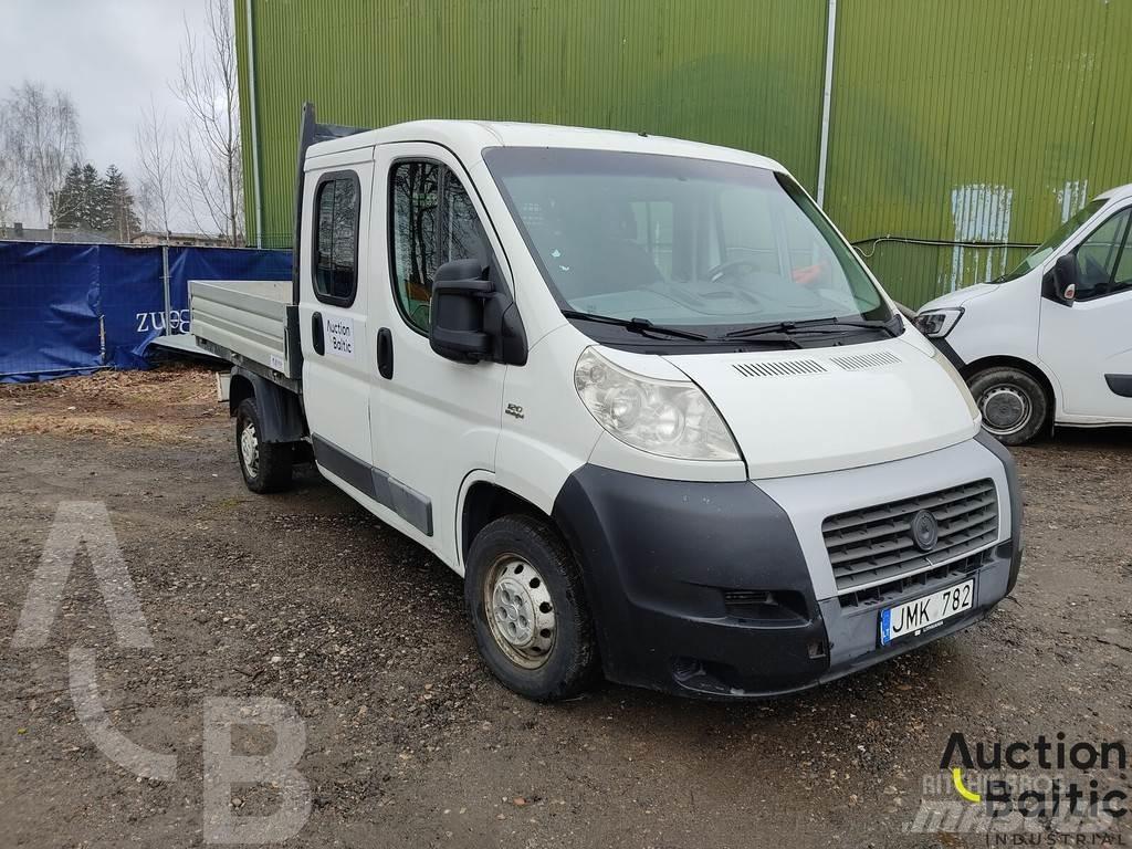 Fiat Ducato Пікапи / Бічне розвантаження