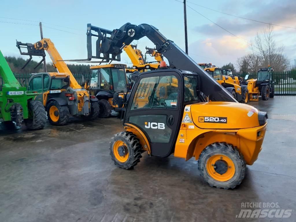 JCB 520-40 Телескопічний навантажувач