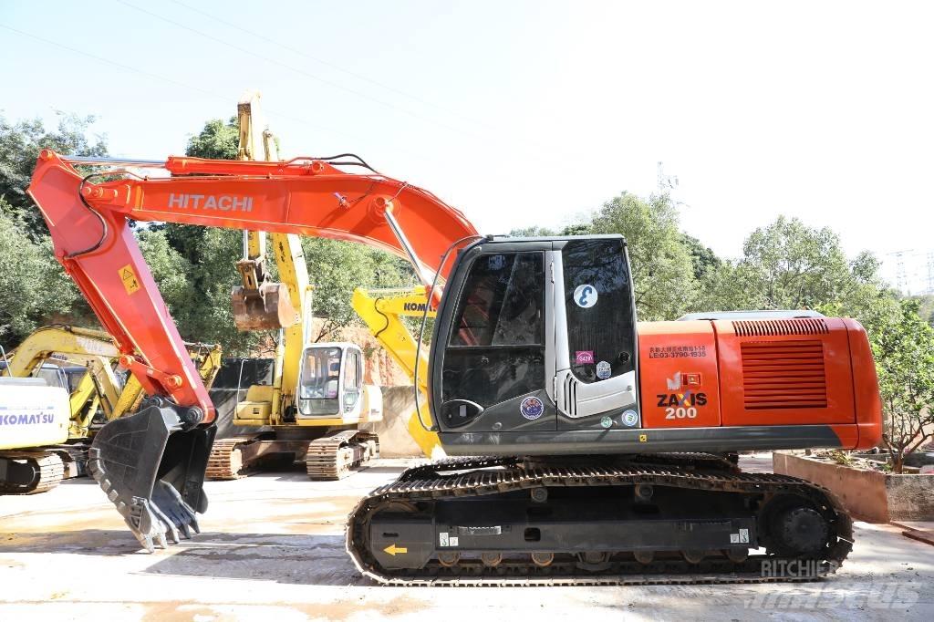 Hitachi ZX 200 LC-6 Гусеничні екскаватори