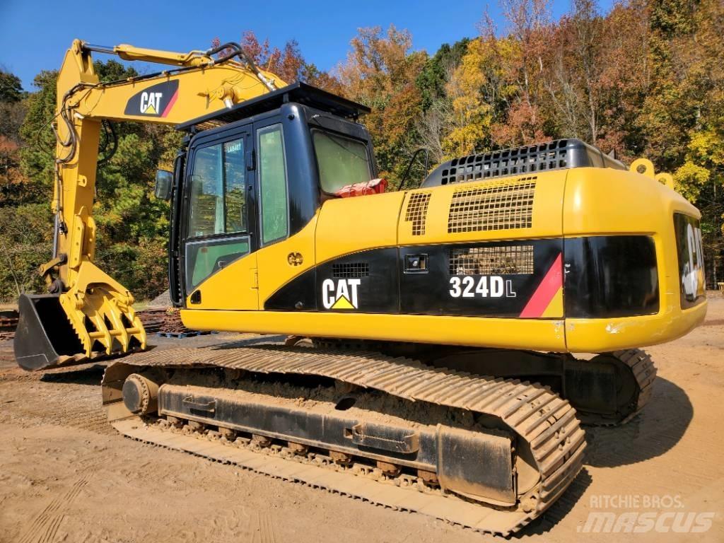 CAT 324D LC Гусеничні екскаватори