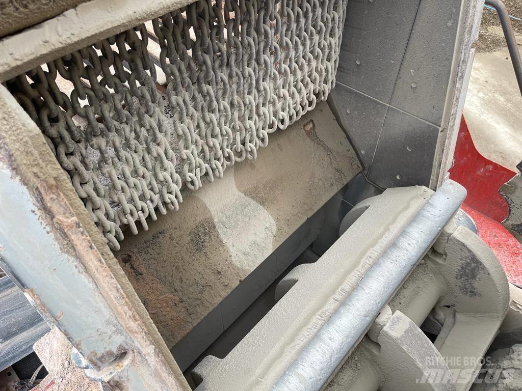 Sandvik QI340 Мобільні дробарки