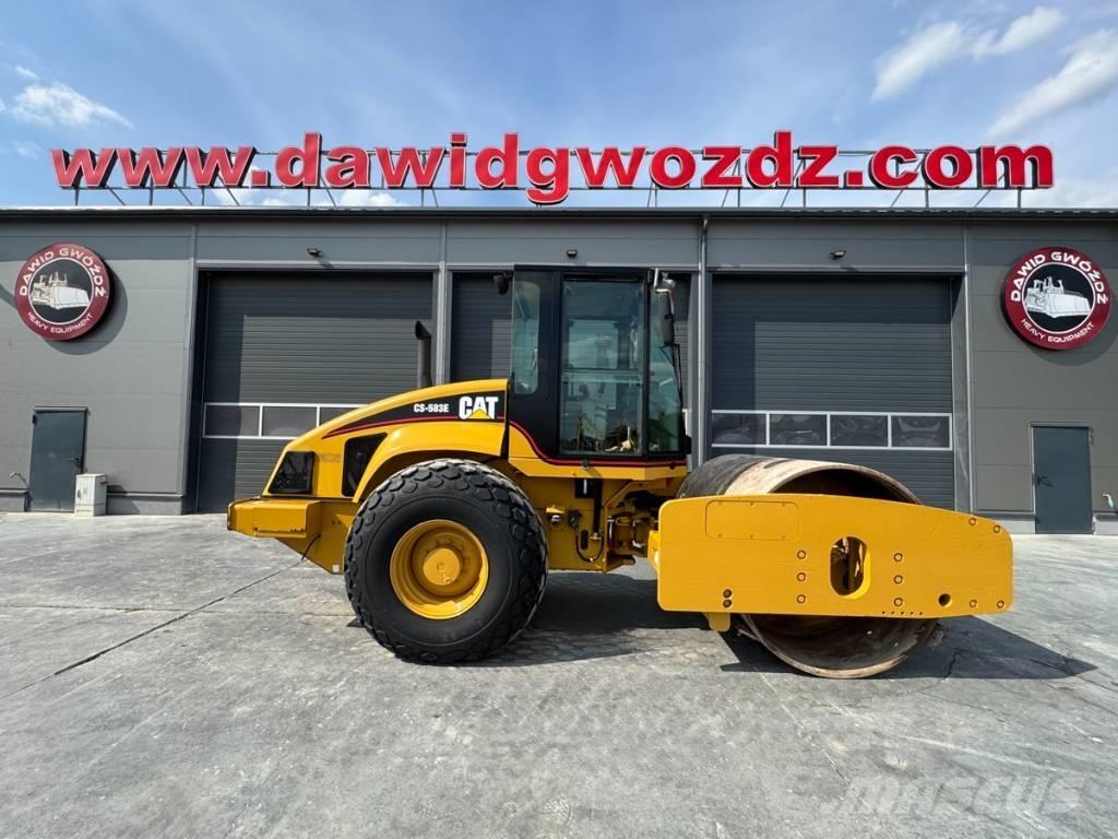 CAT CS 583 E Грунтові котки