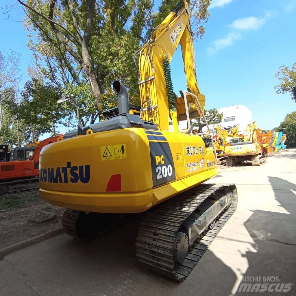 Komatsu PC 200-8N1 Гусеничні екскаватори