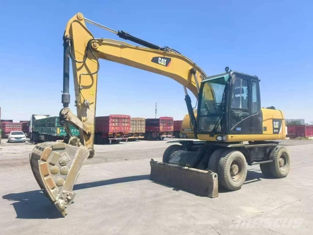 CAT M315D2 Колісні екскаватори