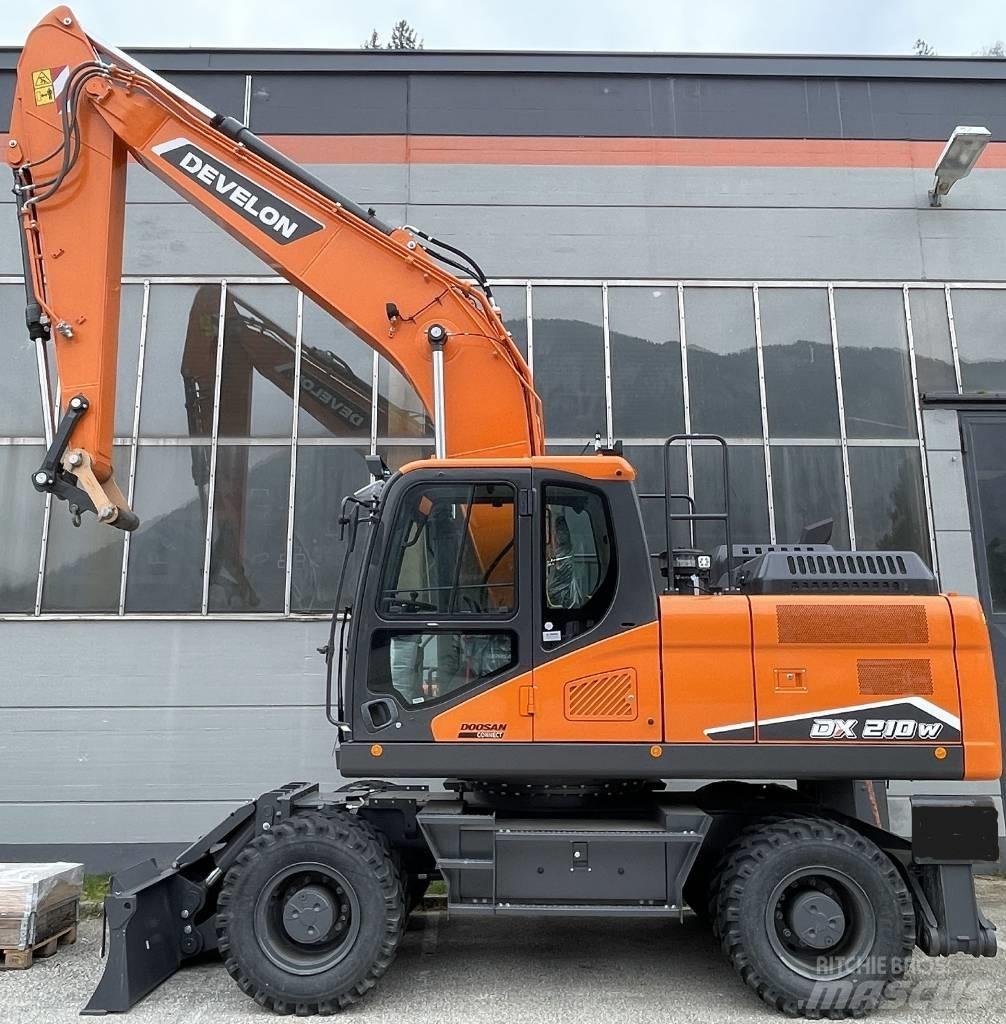 Develon DX 210 W-7 Екскаватори