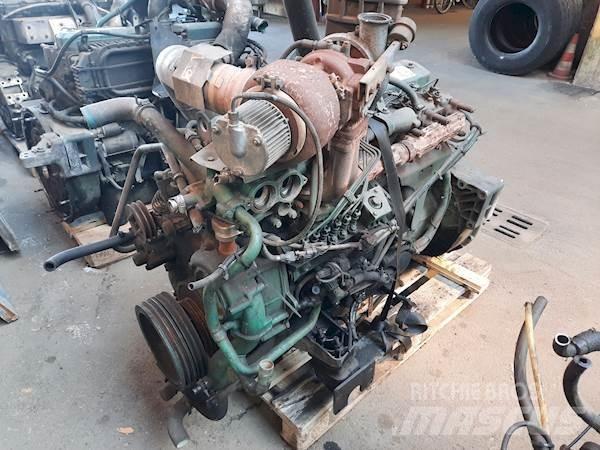 Volvo D7C250 Двигуни