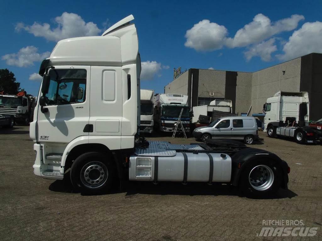 DAF CF 440 + EURO 6 Тягачі