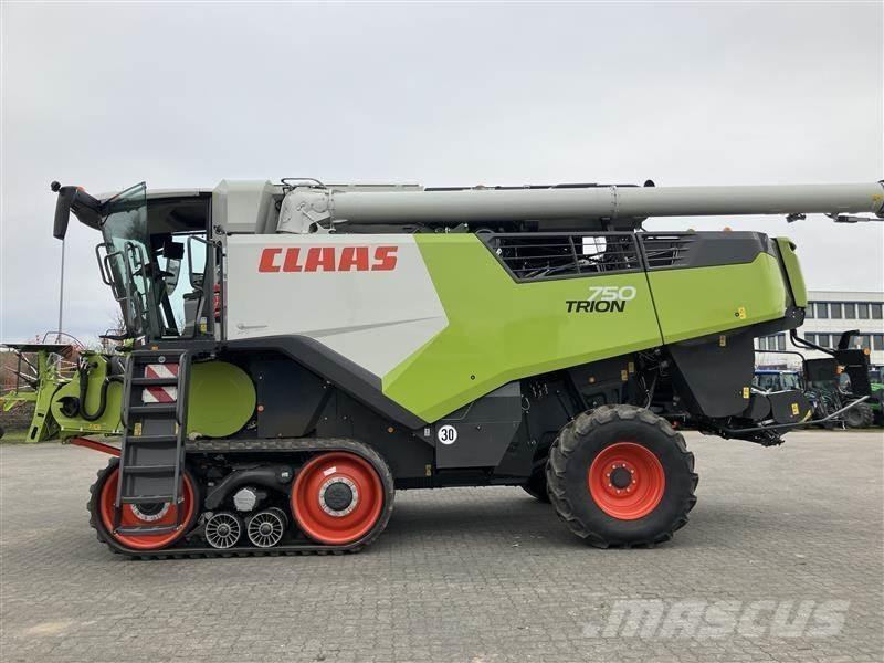 CLAAS TRION 750 TT Зернозбиральні комбайни