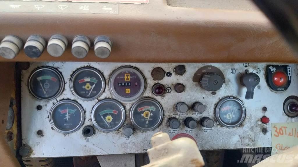 CAT 920 Фронтальні навантажувачі