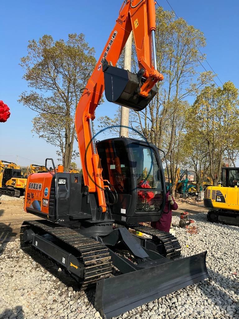 Hitachi ZX 70 Гусеничні екскаватори