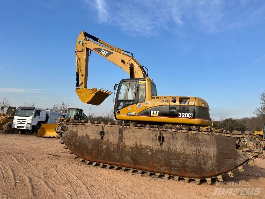 CAT 320 C L Екскаватори-амфібії
