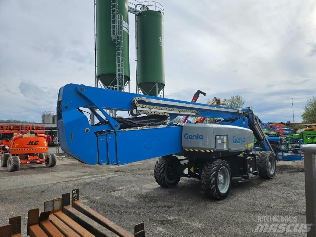 Genie ZX 135/70 Колінчаті підйомники